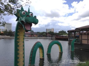 Legos serpent in water image